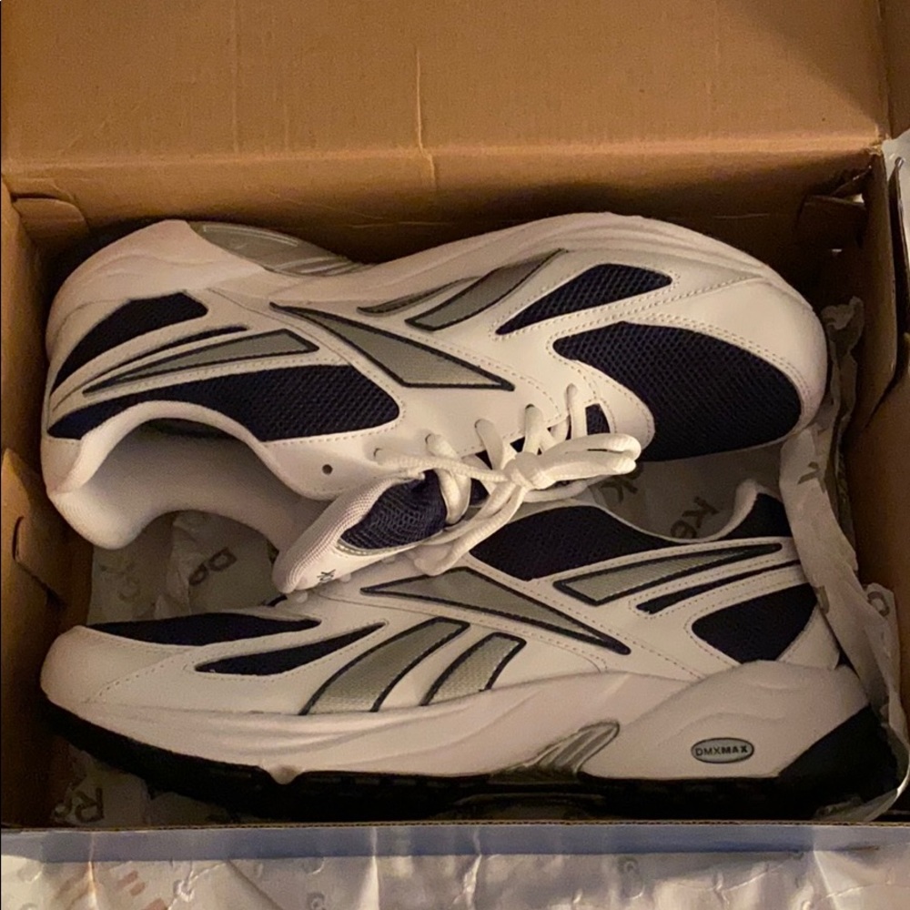 Men’s Reebok DMXMAX Walking Tennis Shoe